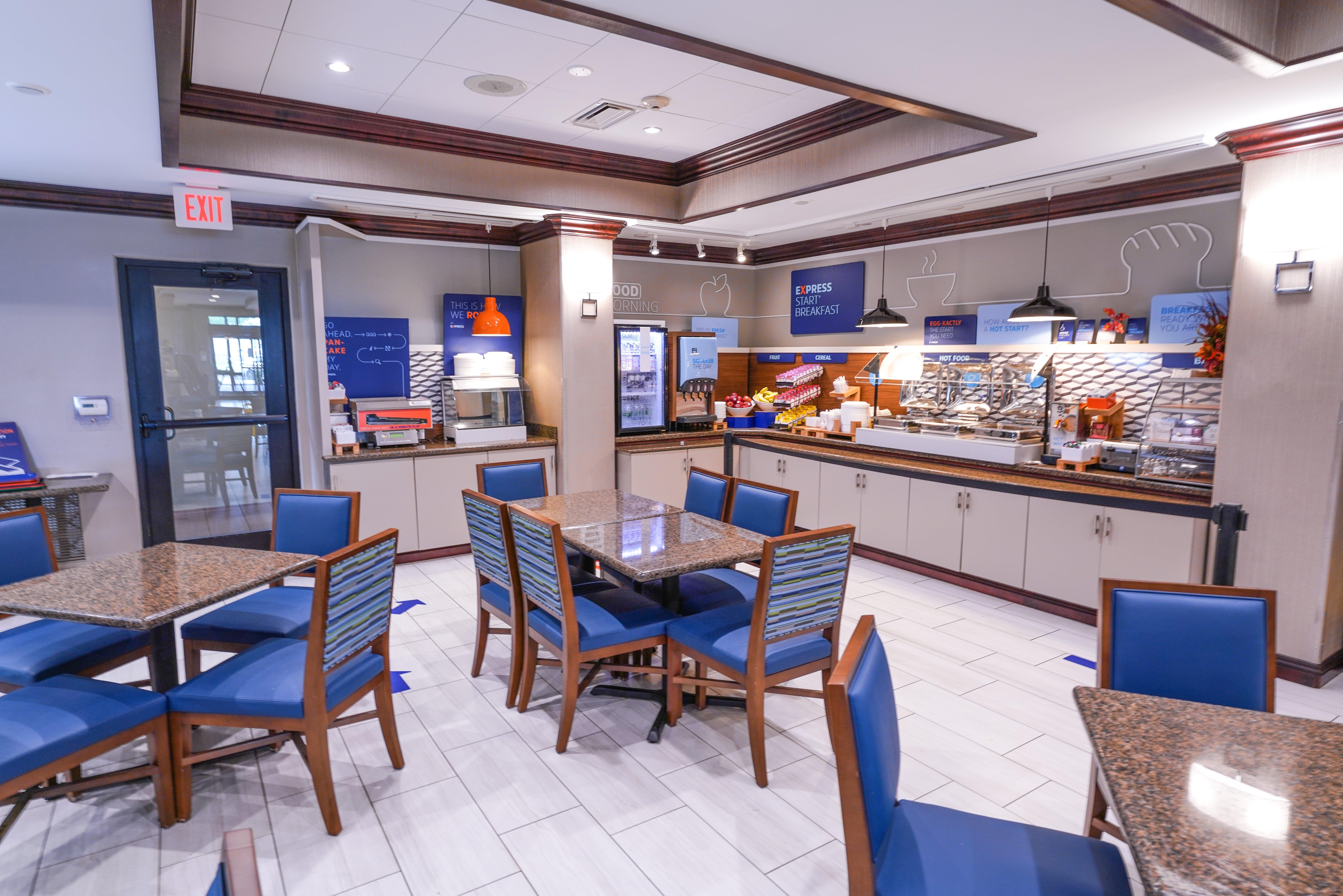 Holiday Inn Express And Suites Springfield Medical District By Ihg Exterior foto