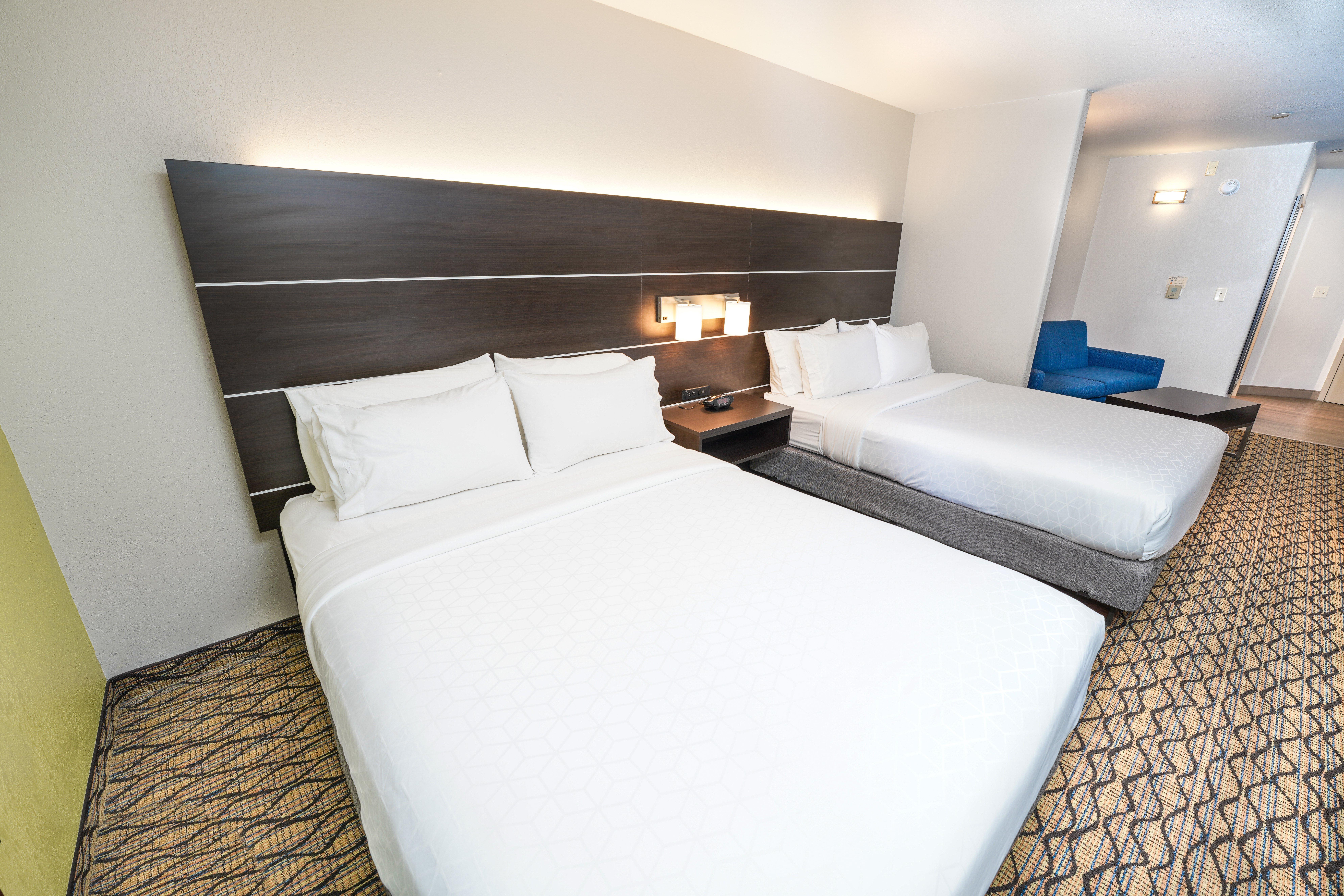 Holiday Inn Express And Suites Springfield Medical District By Ihg Exterior foto